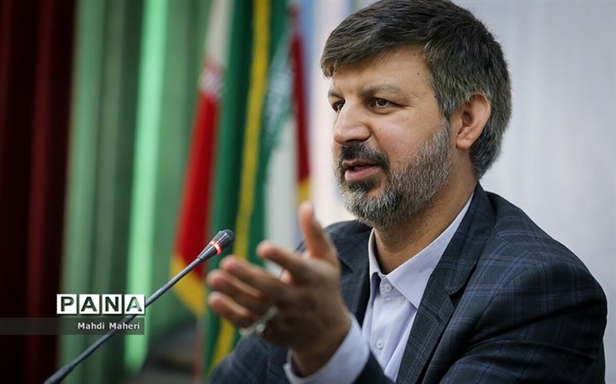تربیت یک جوشش درونی است که با کسب دانش اتفاق می‌افتد