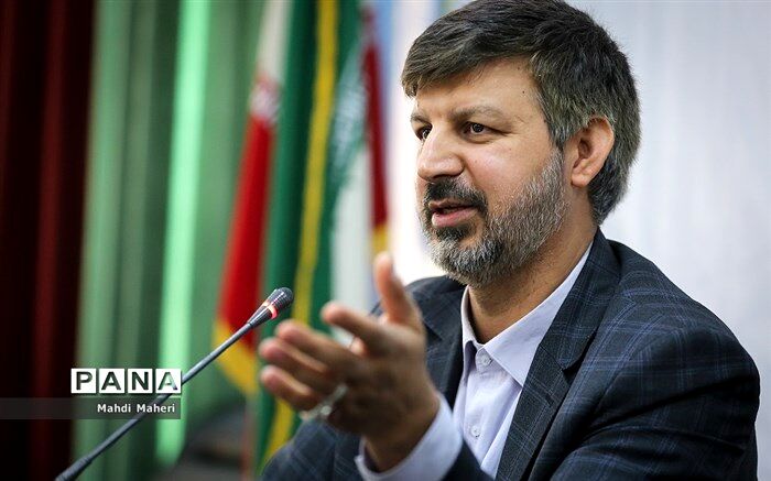 تربیت یک جوشش درونی است که با کسب دانش اتفاق می‌افتد