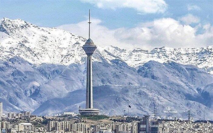 بازدید رایگان آتش نشان‌ها از برج میلاد در سالگرد شهدای پلاسکو
