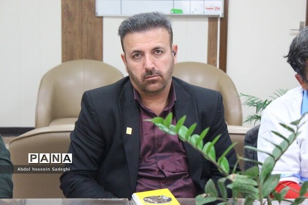 نشست هماهنگی کمیته فرهنگیان و دانش‌آموزی دهه فجر انقلاب اسلامی آموزش و پرورش استان بوشهر