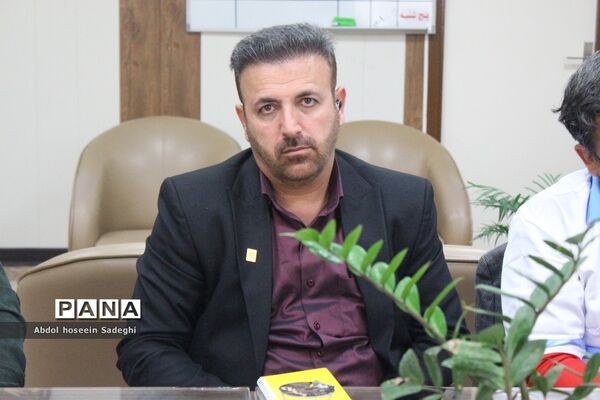 نشست هماهنگی کمیته فرهنگیان و دانش‌آموزی دهه فجر انقلاب اسلامی آموزش و پرورش استان بوشهر