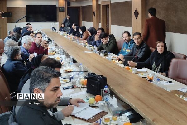 کنفرانس خبری شهردار باغستان با اصحاب رسانه