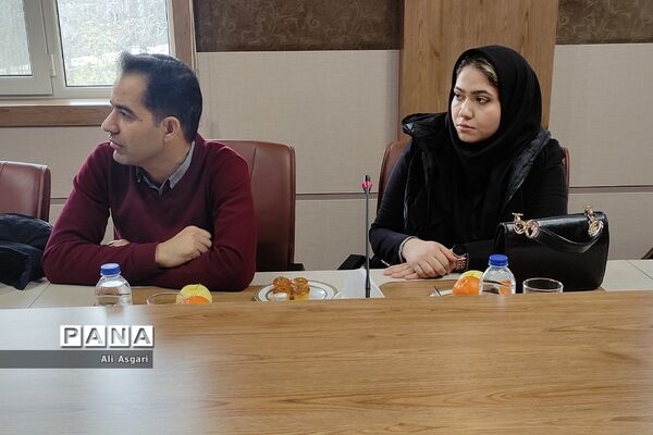 کنفرانس خبری شهردار باغستان با اصحاب رسانه