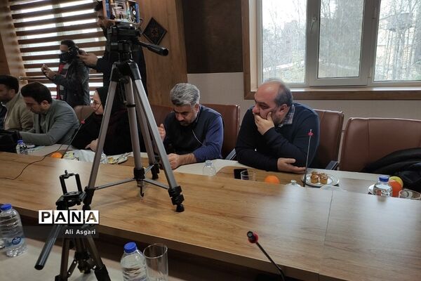 کنفرانس خبری شهردار باغستان با اصحاب رسانه