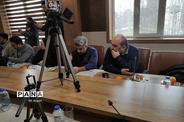 کنفرانس خبری شهردار باغستان با اصحاب رسانه