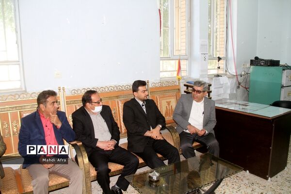 بازدید وزارتی از هنرستان‌های شهرستان بهبهان