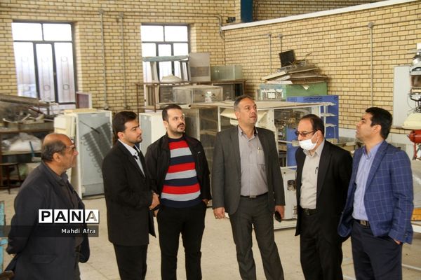بازدید وزارتی از هنرستان‌های شهرستان بهبهان