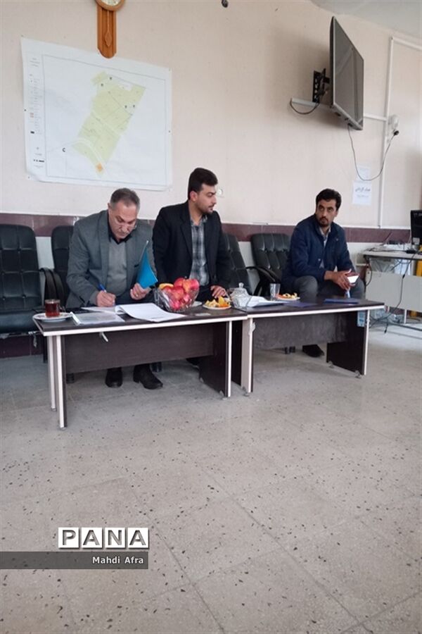 بازدید وزارتی از هنرستان‌های شهرستان بهبهان
