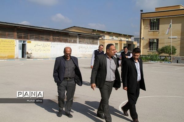 بازدید وزارتی از هنرستان‌های شهرستان بهبهان