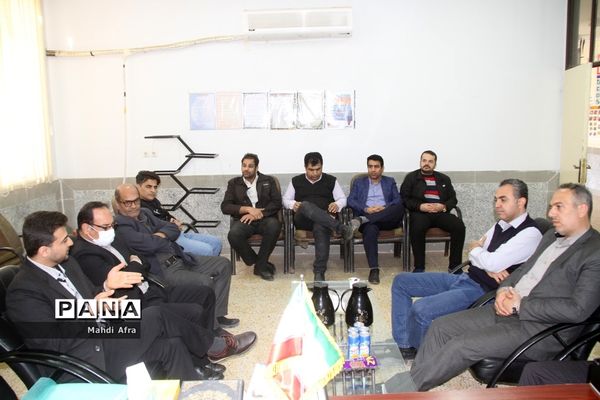 بازدید وزارتی از هنرستان‌های شهرستان بهبهان