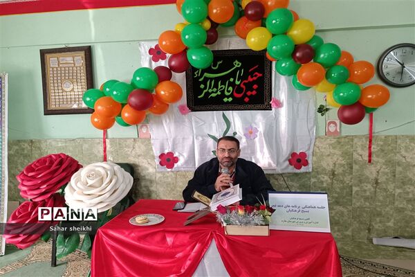 نشست آموزشی سرگروه‌های حلقه صالحین در آموزش و پرورش ملارد