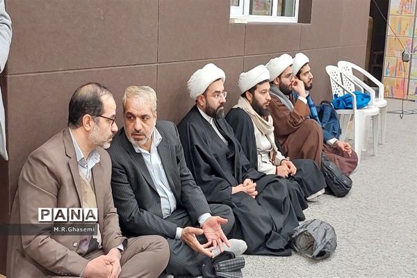 نخستین روز کاردوی آموزشی نمایشگاه مدرسه انقلاب در قم