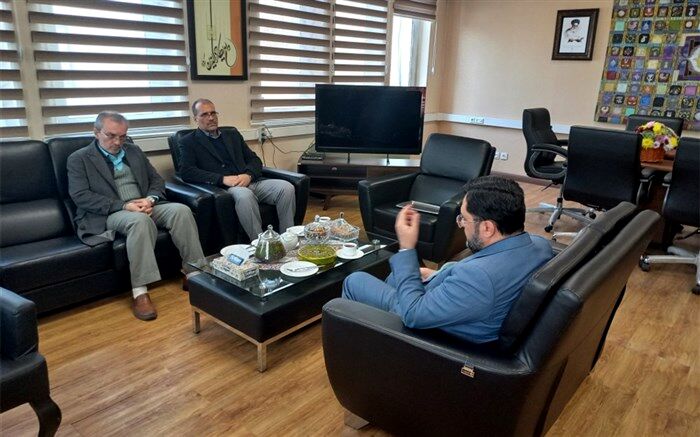 فرهنگ کتاب و کتابخوانی‌ جامعه را رو به توسعه می‌برد