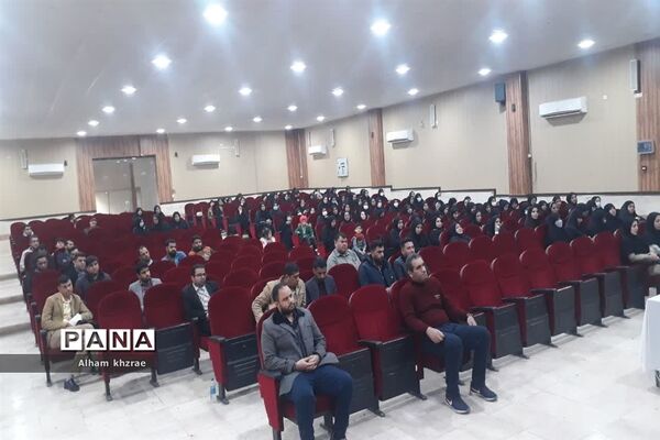 برگزاری دوره های ضمن‌خدمت بررسی مسائل تربیتی اجتماعی دانش‌آموزان ویژه فرهنگیان شادگان