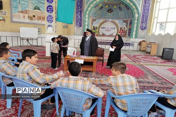 برگزاری اجلاسیه نماز ‌دبستان‌ پسرانه غنچه‌های ولایت ناحیه 3  شیراز