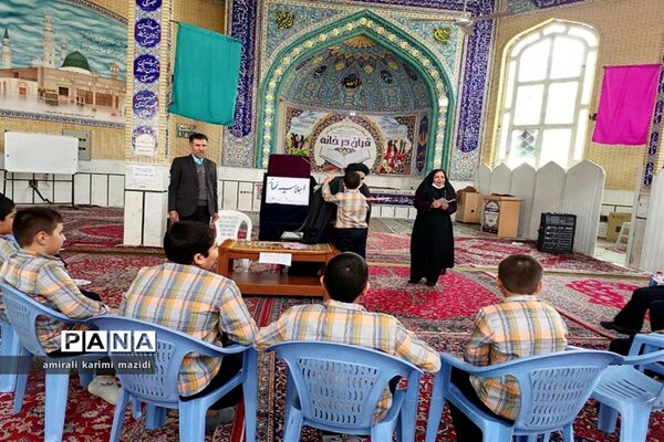 برگزاری اجلاسیه نماز ‌دبستان‌ پسرانه غنچه‌های ولایت ناحیه 3  شیراز
