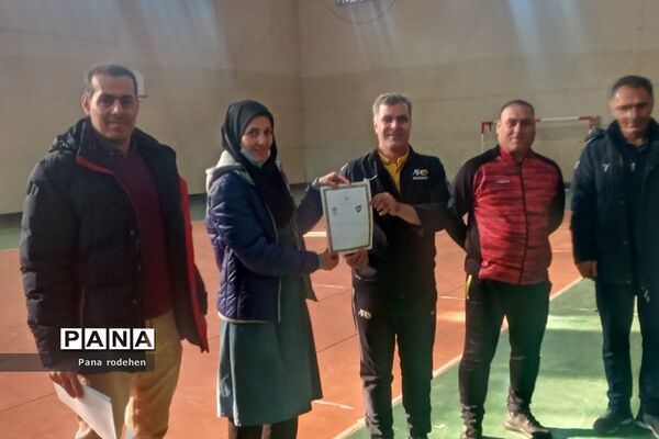کارگاه عملی دانش‌افزایی فوتسال در آموزش و پرورش رودهن ویژه دبیران تربیت‌بدنی