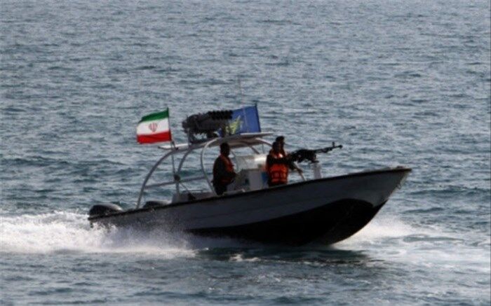 یک تن مواد مخدر در آب‌های چابهار کشف و ضبط شد