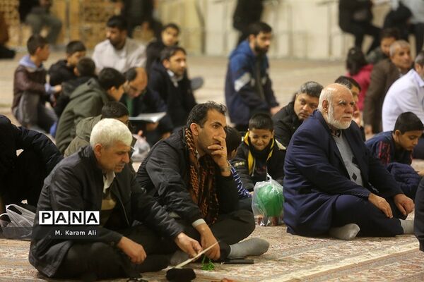 مراسم گرامیداشت شهدای «سرود پرواز» در حرم حضرت معصومه(س)
