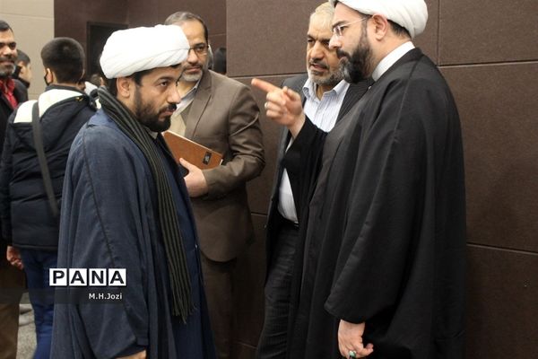 کاردوی نمایشگاه مدرسه انقلاب ویژه پسران در قم-2