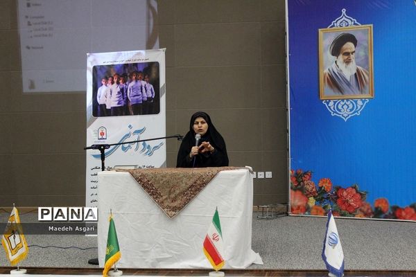 کاردوی آموزشی نمایشگاه مدرسه انقلاب ویژه دختران در قم-3