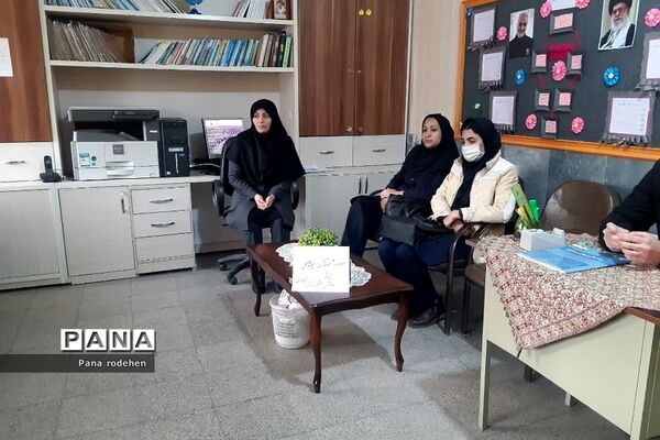 برگزاری جلسات  پیش‌اجلاس و کمیته نماز در مدارس رودهن