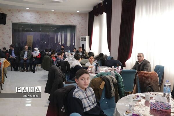 آیین اختتامیه جشنواره عهد دانش‌آموزان دبستانی با حاج قاسم در تبریز