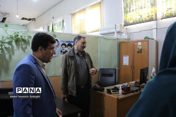 بازدید مدیر امور مالی سازمان دانش‌آموزی کشور از بوشهر