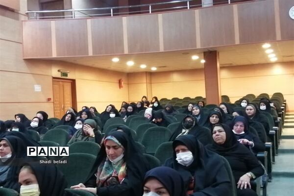 برگزاری جلسه جهاد تبیین در آموزش و پرورش ناحیه یک شیراز
