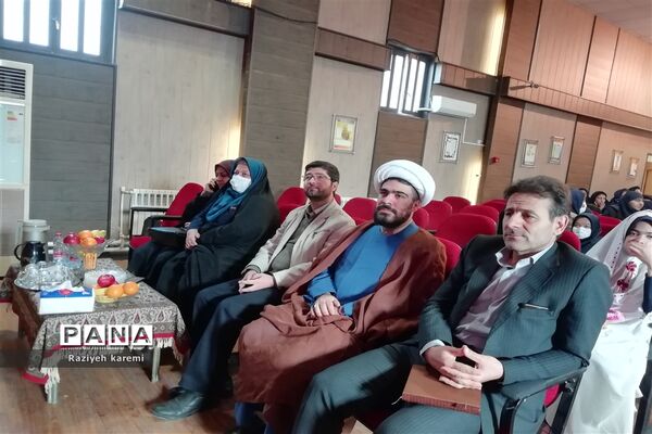 ‌برگزاری اجلاسیه نماز در هنرستان استثنایی خیریه اسلامی ناحیه 2 شیراز