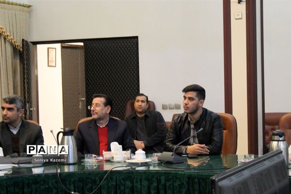 نشست دهه هشتادی‌ها با استاندار مازندران