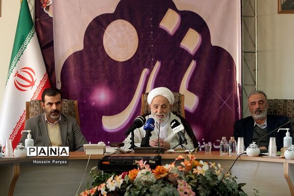 نشست خبری بیست‌ونهمین اجلاس سراسری نماز