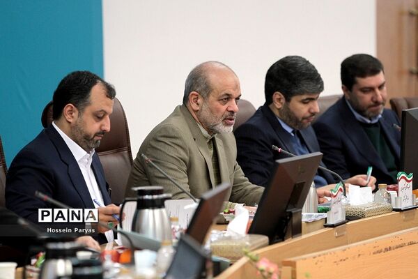 نشست فوق‌العاده استانداران سراسر کشور