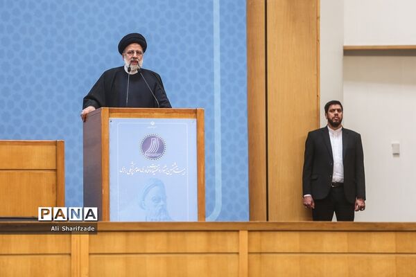 بیست و هشتمین جشنواره تحقیقات و فناوری علوم پزشکی رازی