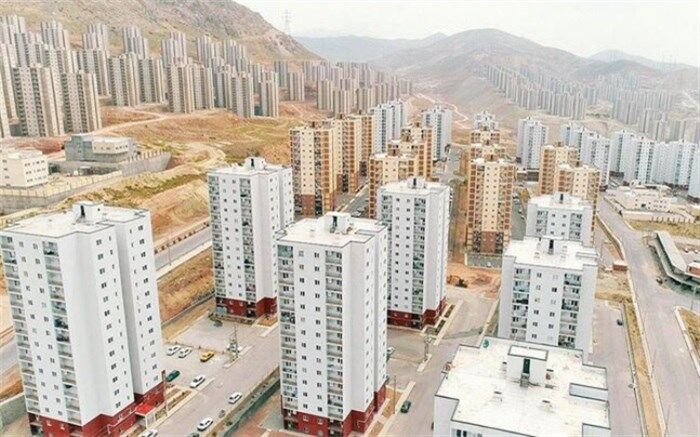 «تعهد» شرط موفقیت طرح فروش متری مسکن در بورس‌