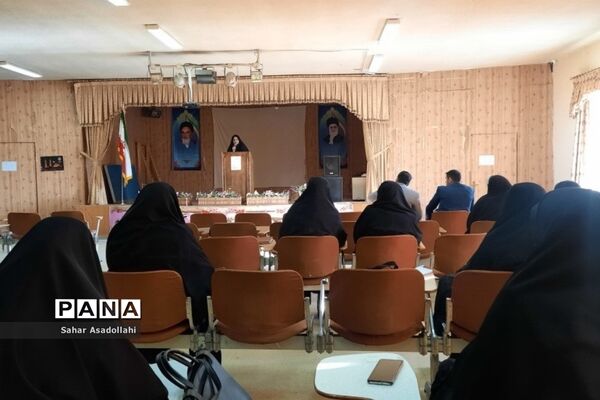 نشست هماهنگی  برنامه‌های «فجر علوی» در دماوند