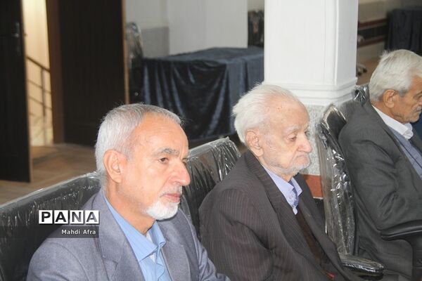 برگزاری آیین رونمایی از کتاب «کار خیر» معرفی ده خیر مدرسه‌ساز بهبهانی