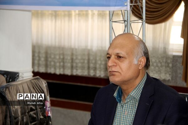 برگزاری آیین رونمایی از کتاب «کار خیر» معرفی ده خیر مدرسه‌ساز بهبهانی
