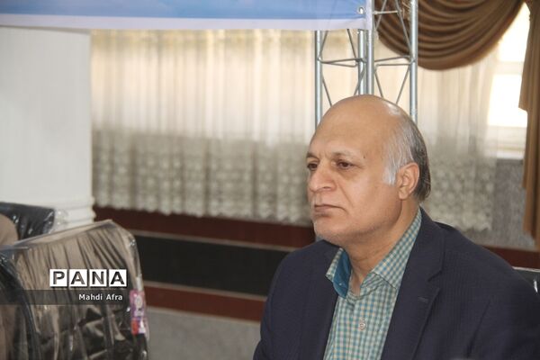 برگزاری آیین رونمایی از کتاب «کار خیر» معرفی ده خیر مدرسه‌ساز بهبهانی