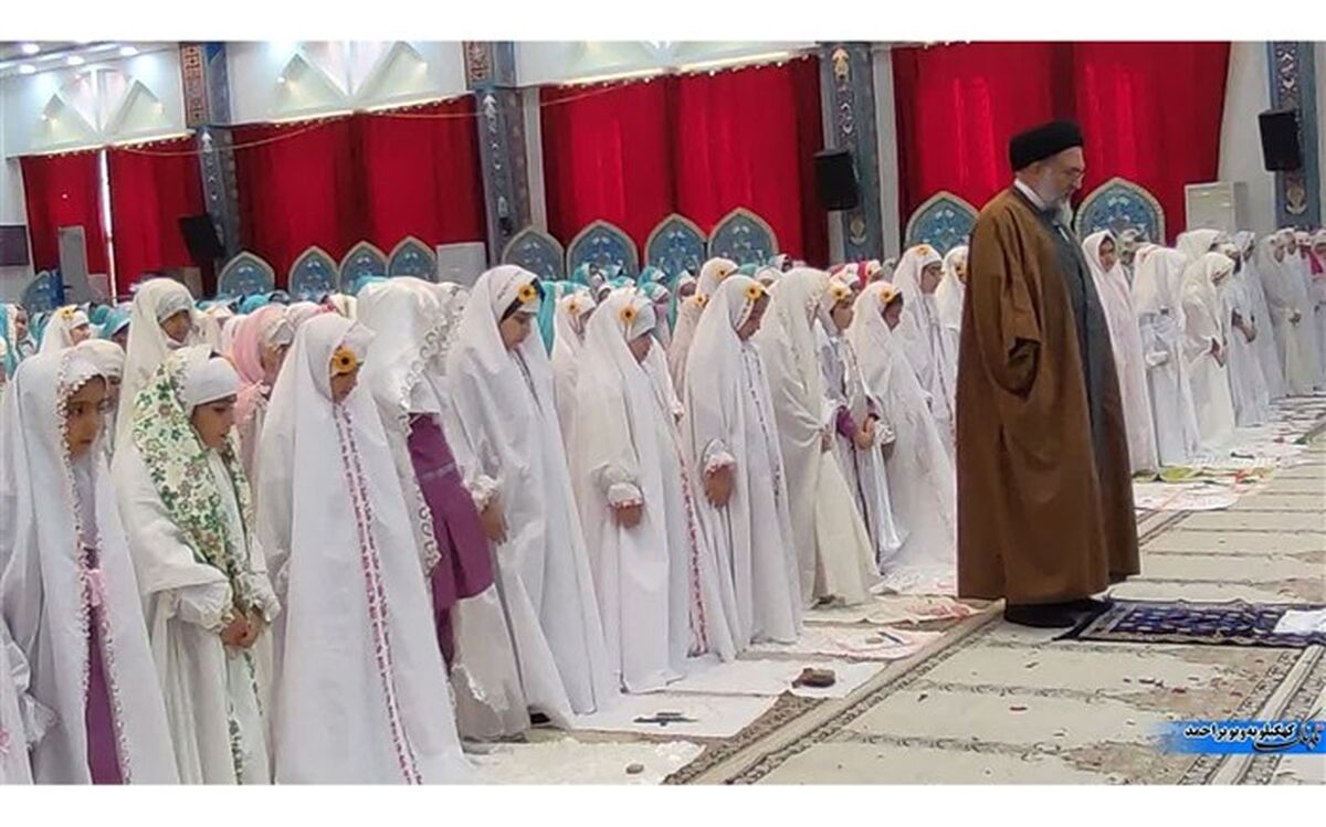 جشن تکلیف  شروع هم صحبتی با خداوند است