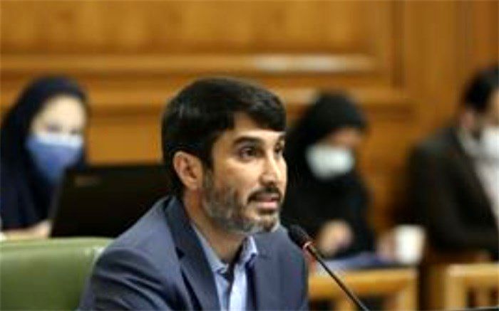 از نزدیک شاهد خدمات شهرداری در معابر در روزهای برفی بودم