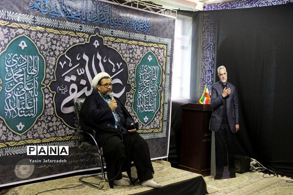 مراسم اقامه عزای دانش‌آموزان آموزشگاه 15خرداد اسلامشهر