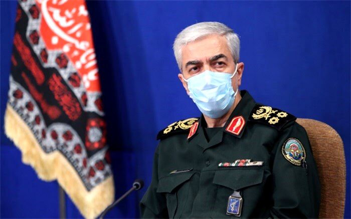 سرلشکر باقری صفحه‌ای در شبکه‌های اجتماعی خارجی ندارد