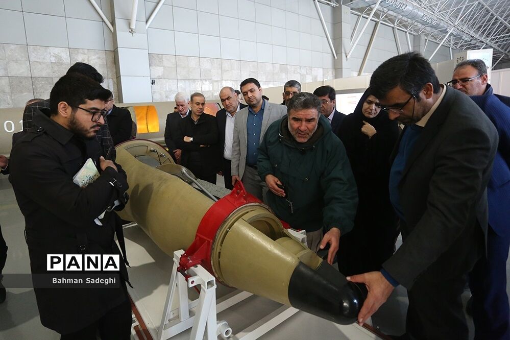 بازدید مدیران سازمان دانش‌آموزی از نمایشگاه دائمی  «پارک ملی هوافضا‌»