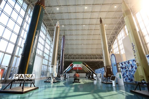 بازدید مدیران سازمان دانش‌آموزی از نمایشگاه دائمی  «پارک ملی هوافضا‌»