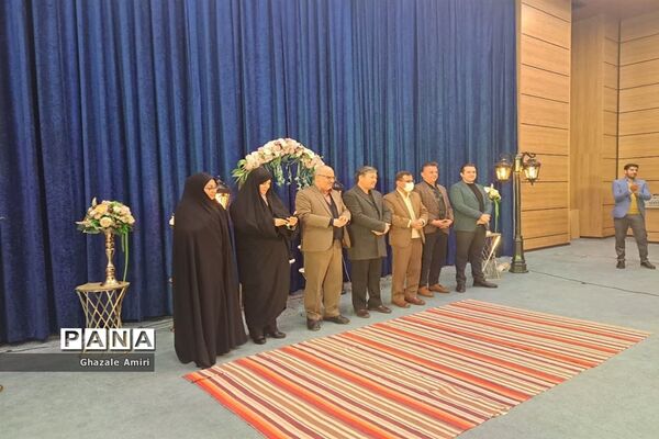 مراسم تجلیل از دانش‌آموزان برتر فرهنگی و هنری در ناحیه ۴ شیراز