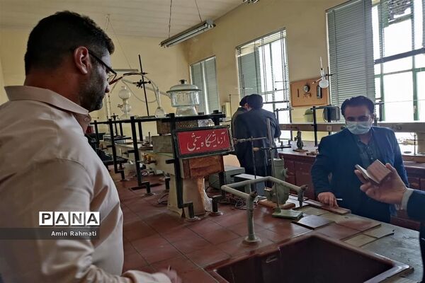 بازدید مدیران هنرستان‌ها از هنرستان ماندگار و نمونه دولتی طالقانی