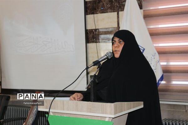برگزاری جلسه توجیهی و توان افزایی مدیران مدارس شهرستان فیروزکوه