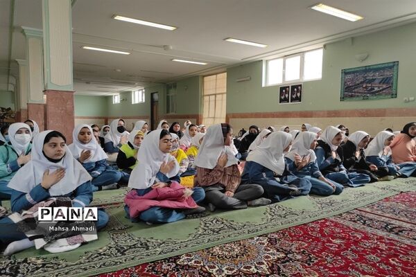 برگزاری مراسم عزاداری شهادت امام هادی(ع) در دبستان شهید سیفی رباط‌کریم