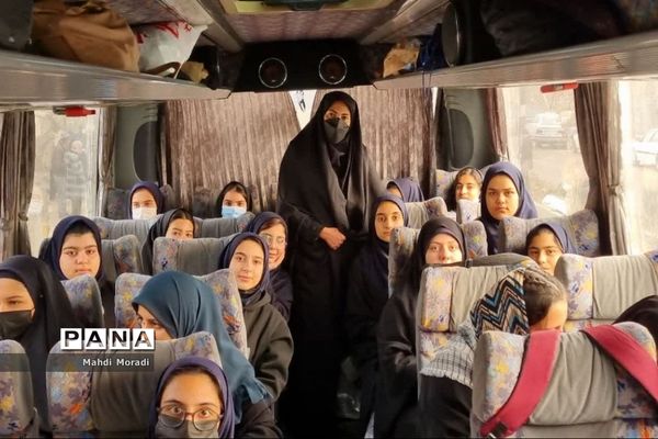 اعزام ۲۴۰ دانش‌آموز دختر دماوند به مناطق عملیاتی جنوب کشور